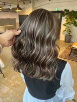 メリー オオサカ(Merly Osaka)&nbsp;オールシーズン可愛い。_ナチュラルブラウンなハイライト_