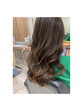 コトナ 越谷店 白髪ぼかしハイライト