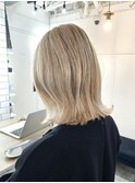 ホワイトベージュ ケアブリーチ