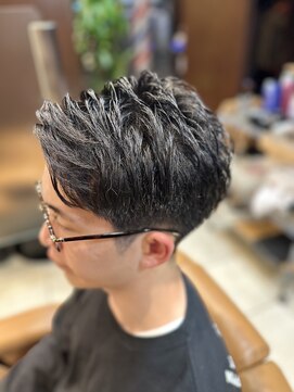 ヘアーモードキクチ 神田日銀通り店 2ブロメンズ