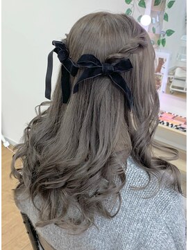 ジェシータ 品川駅前店(GESHITA) ツインハーフアップ【品川/ヘアセット】