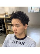 ニコフクオカヘアーメイク(NIKO Fukuoka Hair Make)&nbsp;「NIKO」立ち上げ束感スパイキーショート