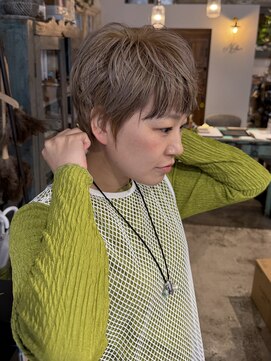 ナルヘアー 越谷(Nalu hair) ショート/ブリーチ/ミルクティーベージュ