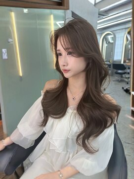 ボタン ハカタ(VOTAN hakata) ハイレイヤー/センターパート/前髪なし