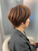 ジエクト アイロ(The Ect ilo)&nbsp;似合わせショート/レイヤーショート/白髪ぼかし/江坂