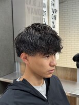 リレーションメンズヘアー(RELATION MEN'S HAIR)&nbsp;フェザーパーマサーフカールマンバンヘアパーマ メンズ