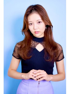 アッシュ 鷺沼店(Ash) ゆるめのウェーブカールで柔らかい印象