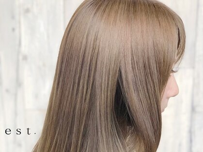 エスト(est.)の写真
