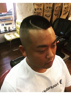 坊主ライン L ダンプカット Dump Cut のヘアカタログ ホットペッパービューティー