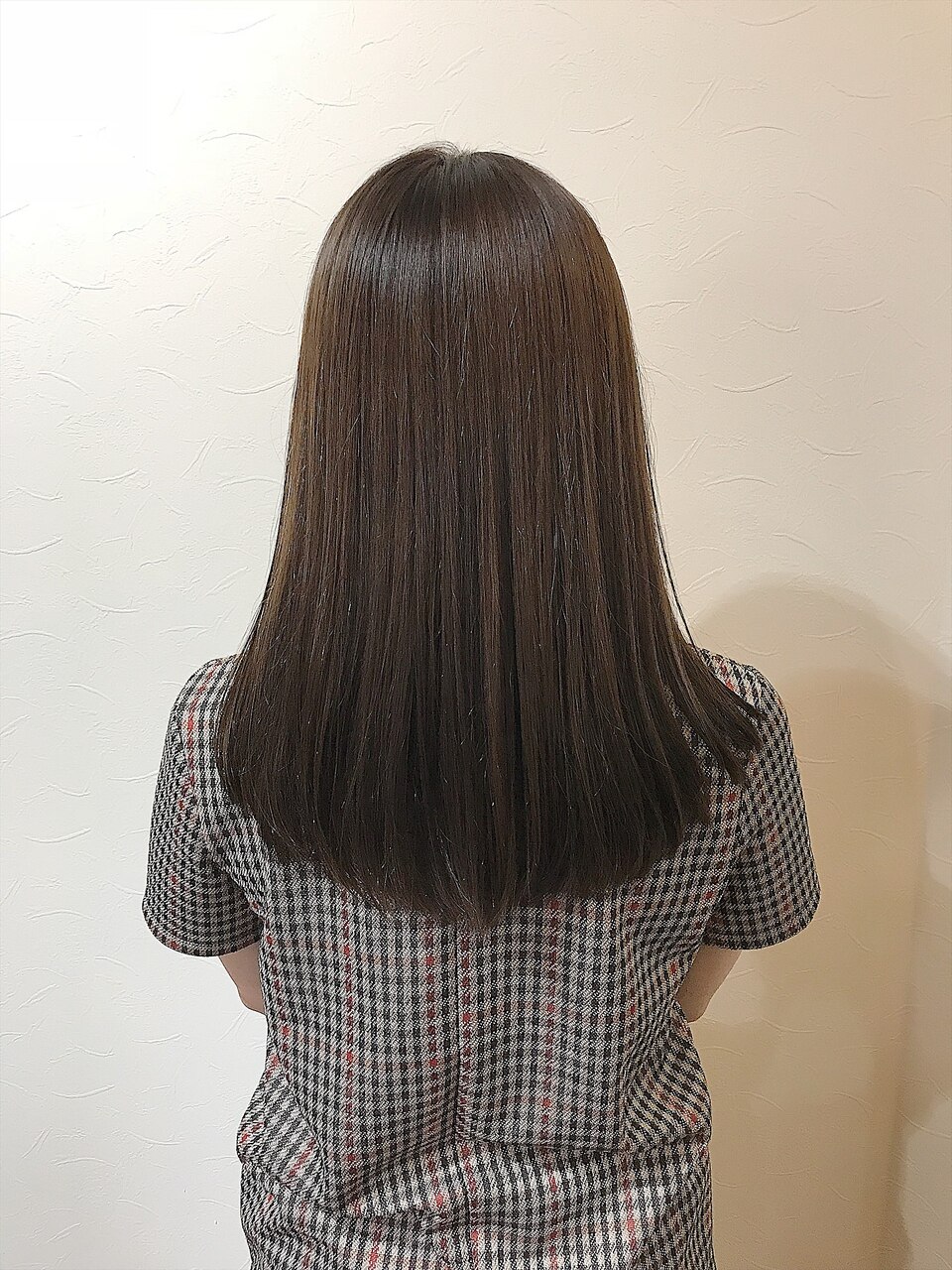 人気３位【手触りが違う極上美髪】カット+特別なストレート　　　￥22000