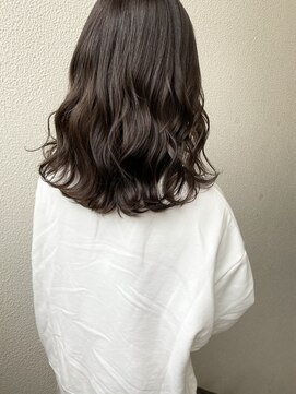 ヌメロオオサカ(Numero OSAKA) ナチュラルベージュアッシュ