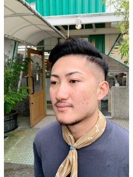 ブッディ(BDY) クラシックなバーバースタイル☆フェード七三