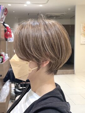 アッシュ 大泉学園店(Ash) 【白髪ぼかしハイライト】絶壁解消ハンサムショート