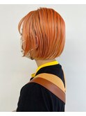 ビビットなオレンジ切りっぱなしボブ　ツヤ感アップ