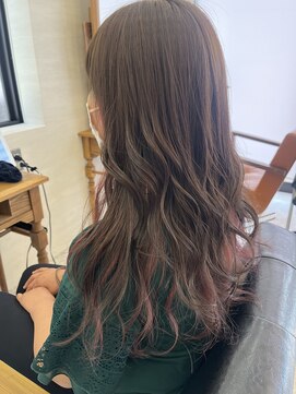 ウイ バイ ファースト 北四番丁店(u'i by first) ★美髪★ベージュ×インナーピンク★ロングレイヤー