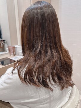 コーエン(cowen) 大人かわいい☆気になるクセはストレートに！毛先はゆるふわ♪