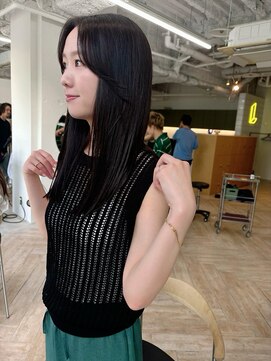 ラヴィズム 松崎店(LUVISM) ヘアー顔周りレイヤーおくれ毛前新潟東区松崎