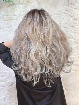 リベルタ 塚口(Liberta) トリプルカラー