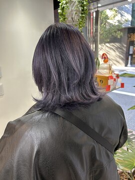 スイ バイティティ 川崎店(suis. by titi) グレーパープル