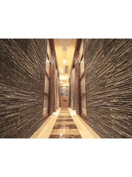 【全席個室/女性スタイリスト多数】ヘアからフェイシャルエステまでトータル提案[渋谷/原宿/渋谷駅/原宿駅]