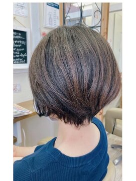 ロカスウィッチ (roca switch) ショートボブ