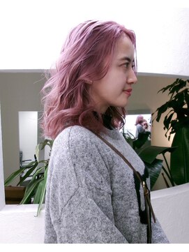 ウィット(wit) White pink