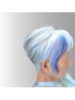 ヒサ(HISA)&nbsp;白髪活かし×ブルーハイライト