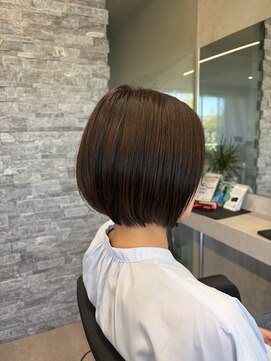 ルーツ ヘアデザイン(Roots hair design) 大人ショートボブ