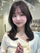ノイ 銀座(noi)&nbsp;顔周りレイヤーカットくびれヘアミルクティーベージュカラー韓国