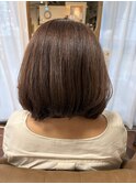 白髪が伸びても気になりにくいミルクティカラー