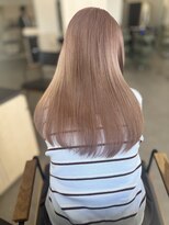 ジゼル ビエラ博多テラス店(GiseL) 博多 艶ピンクベージュのストレートロング