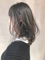 アイティー バイ アルバム 中野店(IT by ALBUM) ブルージュレイヤーカット_フォギーベージュ耳かけ_ba184152