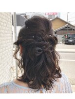 ヘアーデザインフアリ(Hair design fuari) リボンアクセントのハーフアップ