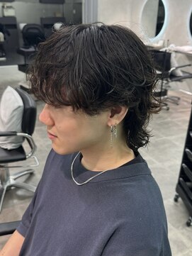 ジーニー 千葉(GENiE) ウルフ/センターパート/カルマパーマ/ニュアンスパーマ/古荘竜生