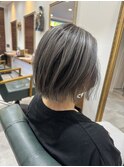 シャドールーツシルバーグレージュボブ