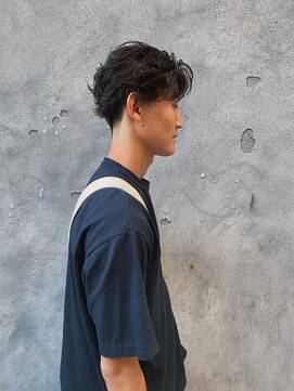 ハイセンス(HISENSE) メンズフェザーパーマセンターパートニュアンスパーマ【GIA】