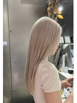 シェリ ヘアデザイン(CHERIE hair design)&nbsp;white color