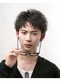 メンズカット無造作黒髪スパイキーショート刈り上げビジネス流行
