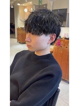 キャンバス バイ ネオリーブ 横浜西口(Canvas by neo.) 横浜★メンズマッシュのツイストスパイラル