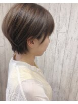 ラグシー(RAGCIE) 【ひとみ】フォグブルージュの柔らかショートヘア