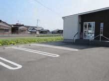 広々とした駐車場あり◎