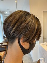 ソレカ(SORECA)&nbsp;【SORECA/ソレカ】前下がりセンターパート×ハイライト