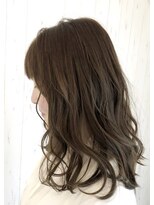 ラウレア(Laule'a)&nbsp;赤みを消したオリーブベージュ