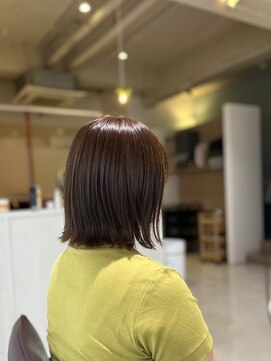 マシェリ(ma cherie) 外ハネ切りっぱなしボブ