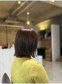 外ハネ切りっぱなしボブ