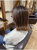 白髪ぼかしハイライト 外ハネボブ