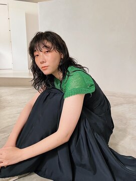 フィット ヒュー 千葉(fit hue) 黒髪/オリーブグレー/ココアベージュ/小顔/クラゲヘアー