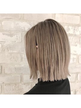 カルラ(Karra) 外ハネボブ