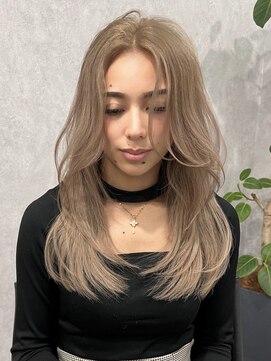 ロウル 渋谷(LOWRL) ミルクティーベージュ/ブリーチ