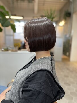 ジュエ プリュム(jouer plume) ショートボブ